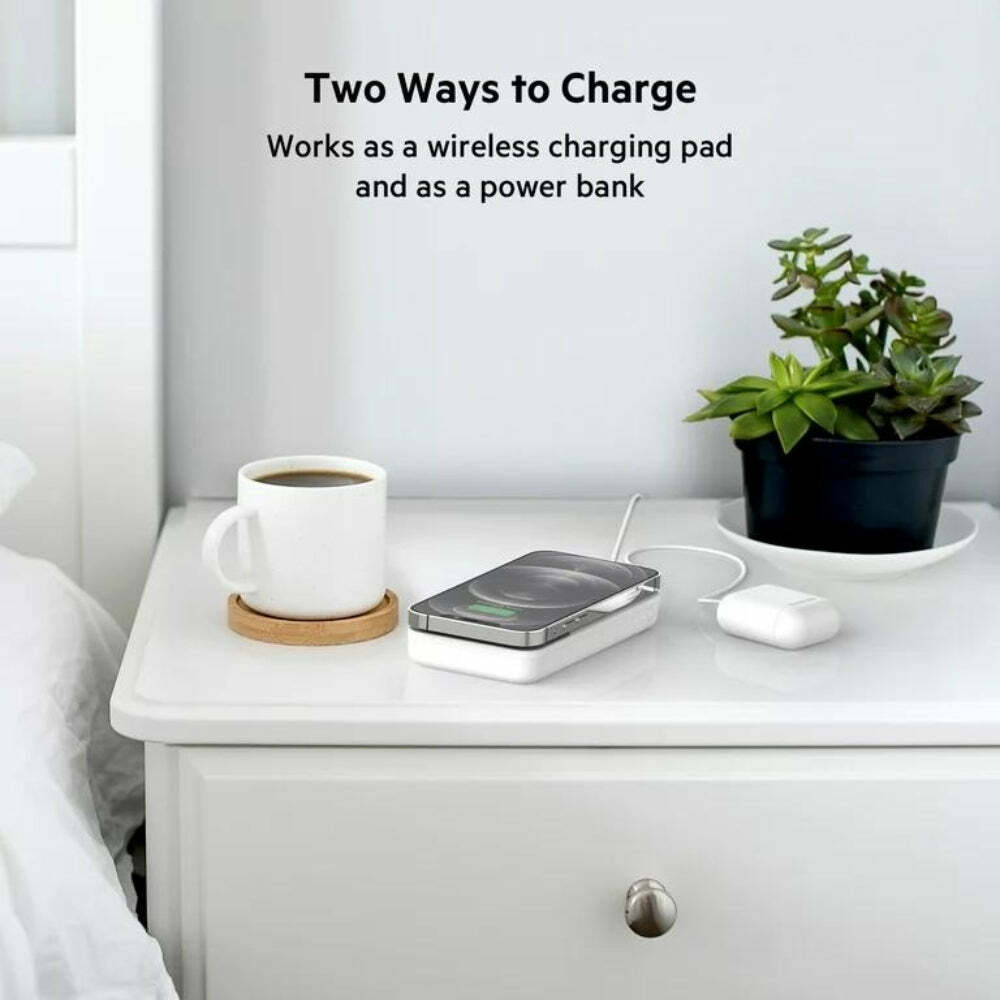 Belkin BoostCharge Magnetic 10k MAh Power Bank Battery Pack Wireless Charger For iPhone 14, iPhone 13 & 12