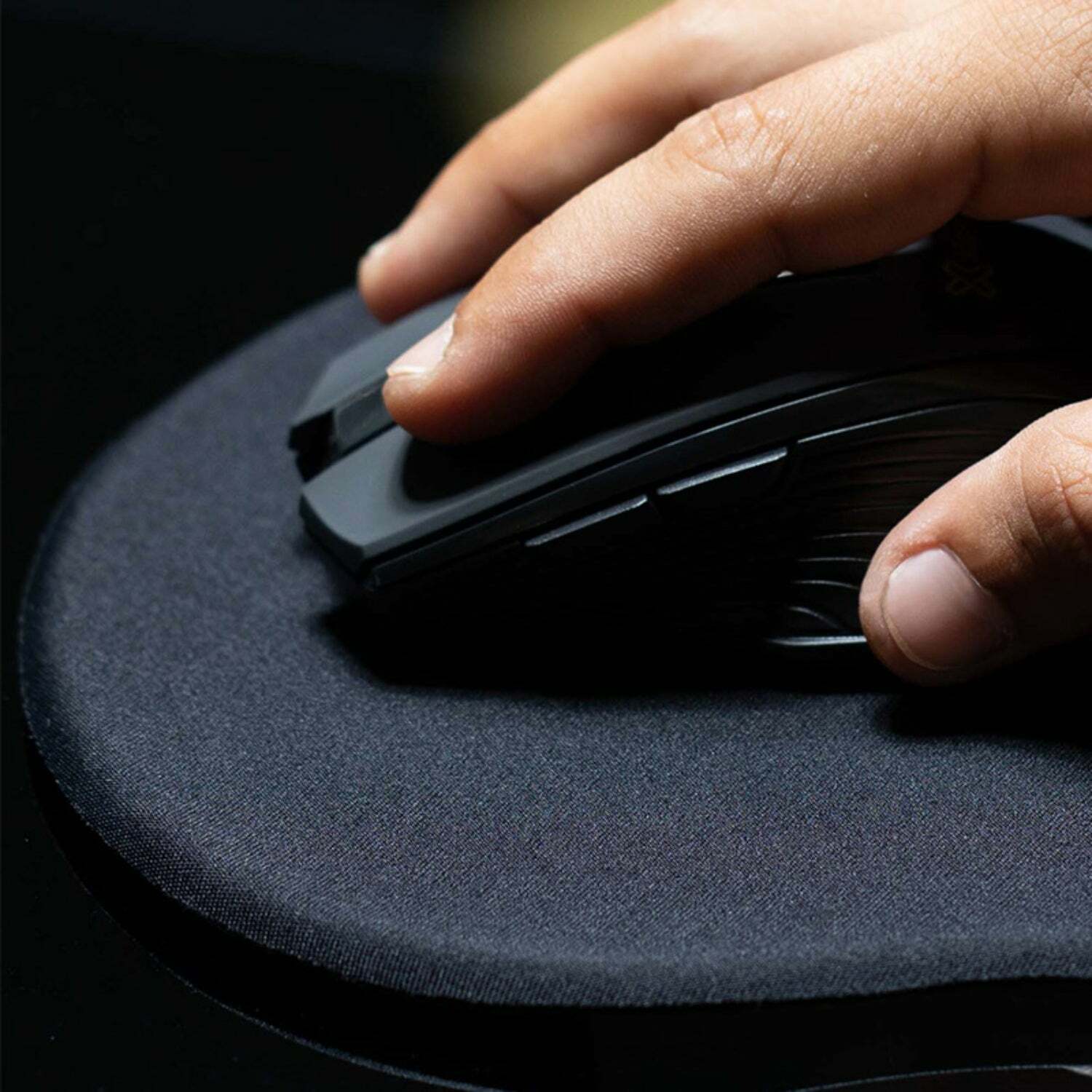 Klip Xtreme - Gel Mouse Pad with Wrist Support, Non-slip Rubberized Base - Black